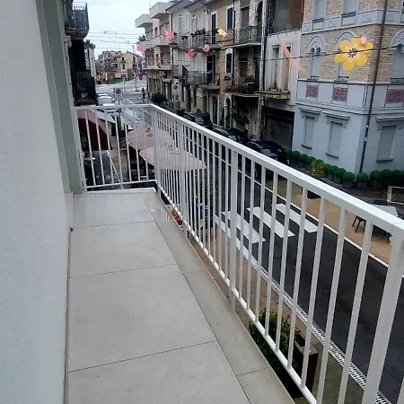 Il Piccolo Giglio * Porto SantʼElpidio