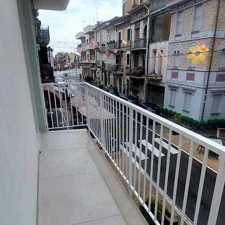 Il Piccolo Giglio Διαμέρισμα Porto SantʼElpidio